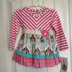 Adorable candy/ gingerbread house inspired Christmas set. NWT. Size 24 months